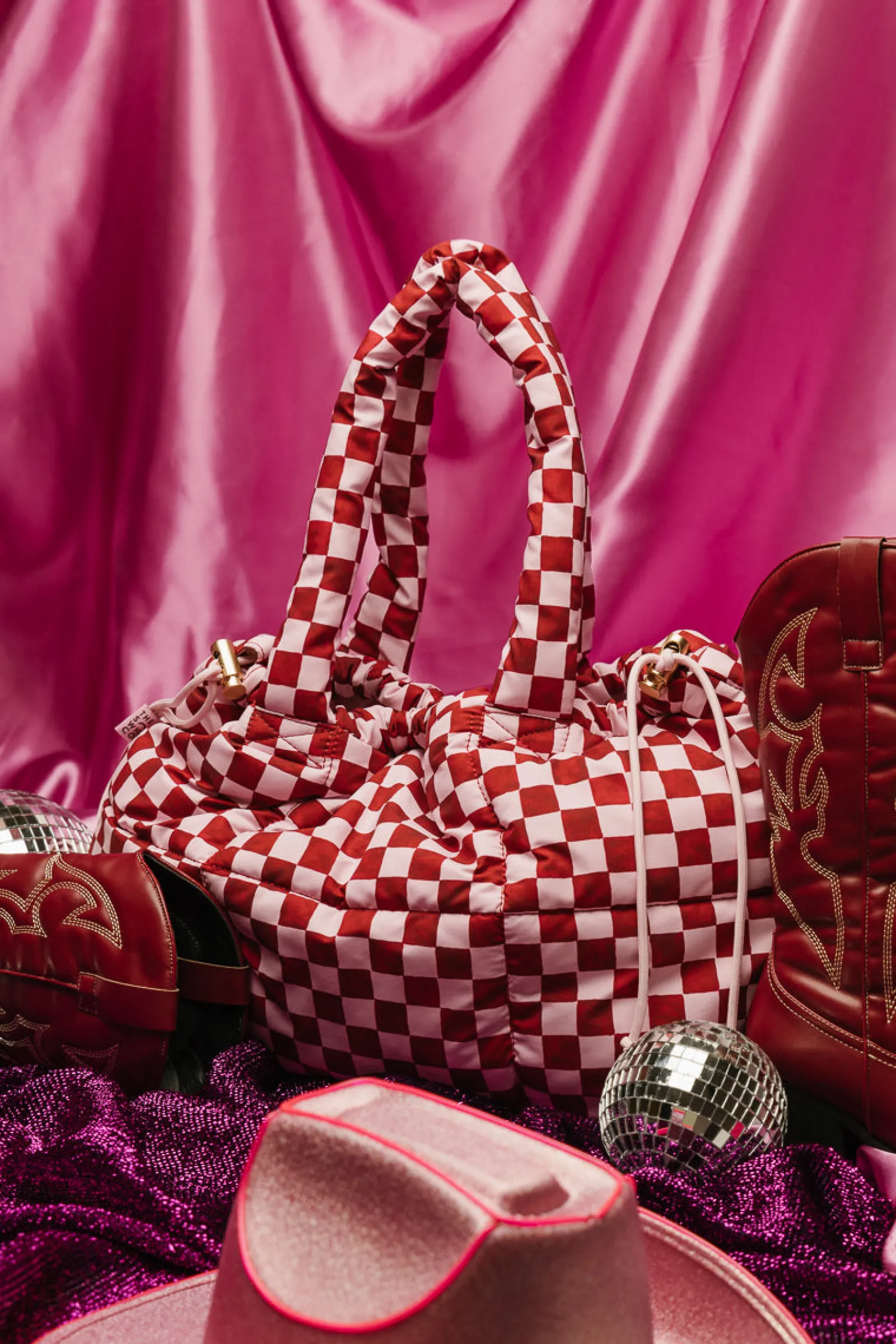 Tote Bags|The Somewhere Co Crimson Haze Marshmallow Midi Tote